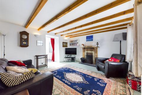 3 bedroom semi-detached house for sale, West Kitty, St. Agnes, 3 bedroom cottage in the village centre with no onward chain.