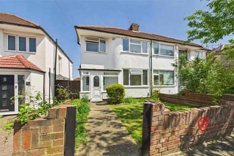 85 Warwick Avenue, Harrow, HA2 8RE