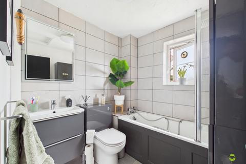 52 Coptefield Drive, Belvedere, DA17 5RL