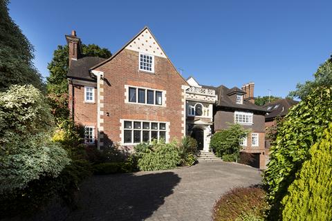 8 bedroom detached house for sale, Courtenay Avenue, London, N6