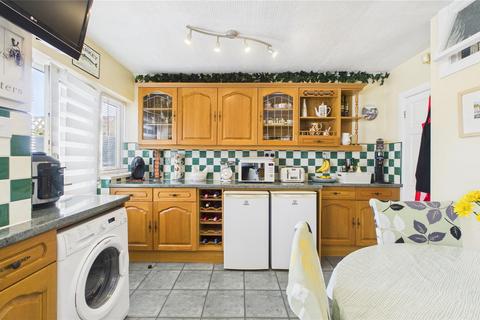 3 bedroom semi-detached house for sale, Wilmington Road, Quinton B32