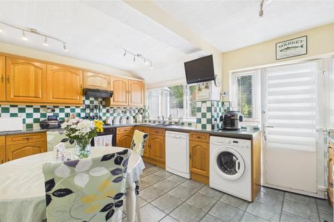 3 bedroom semi-detached house for sale, Wilmington Road, Quinton B32