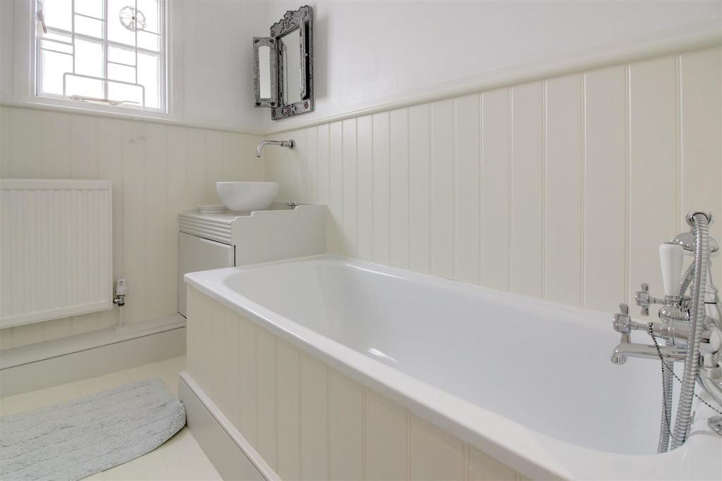 Bath-2.jpg