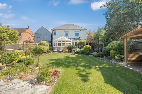 44 Lennox Road, Gravesend, DA11 0ER