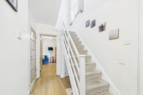 33 Kings Walk, South Croydon, CR2 9BS