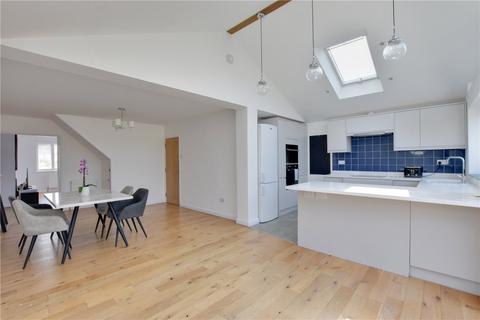 4 bedroom semi-detached house for sale, Pragnell Road, Grove Park, London, SE12