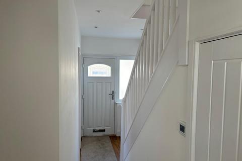 4 bedroom end of terrace house to rent, Bishop Road, Chelmsford CM1