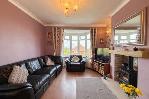 5 bedroom semi-detached house for sale, Valley Drive, Dunston, NE11