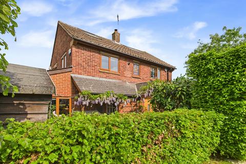 2 Allanson Road, Marlow, SL7 1LF