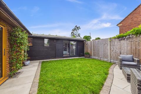 2 Allanson Road, Marlow, SL7 1LF