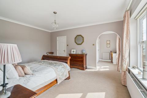 2 Goosefields, Rickmansworth, WD3 4BE