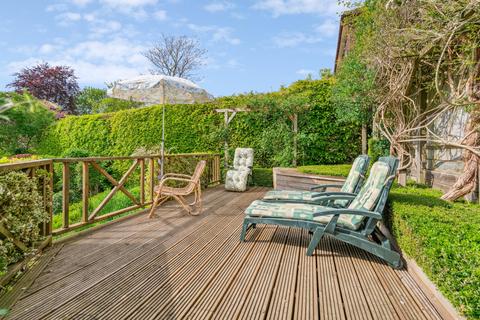 2 Goosefields, Rickmansworth, WD3 4BE