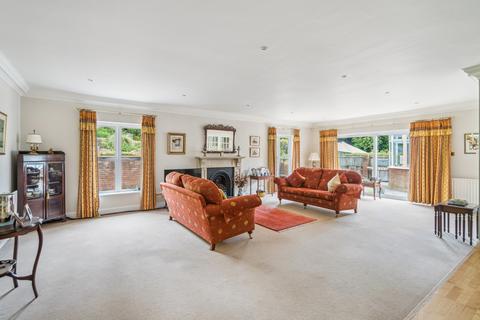 2 Goosefields, Rickmansworth, WD3 4BE