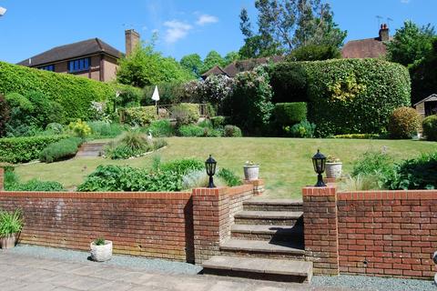 2 Goosefields, Rickmansworth, WD3 4BE