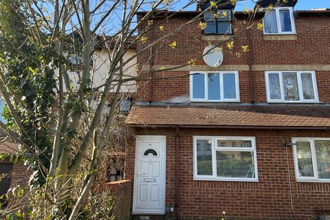 undefined, The Ridings, Luton