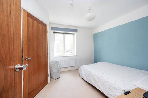 2 bedroom flat for sale, Prince Edward, Hackney Wick, London, E9