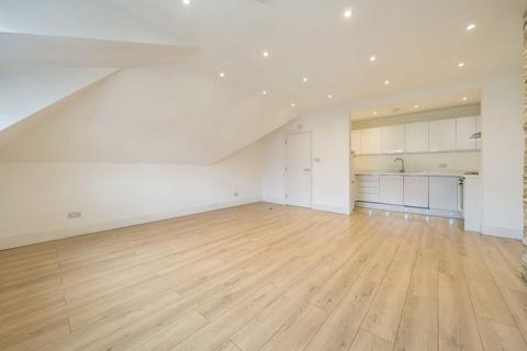 2 bedroom flat for sale, Gleneagle Road, London SW16