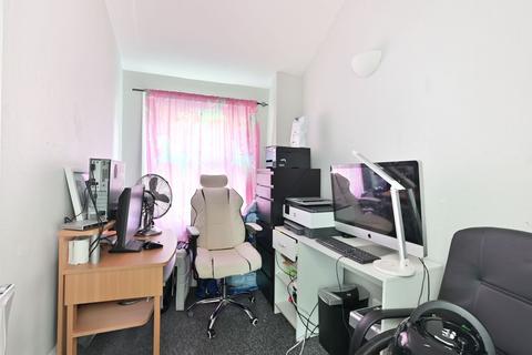 29 Verney Street, London, NW10 0AY
