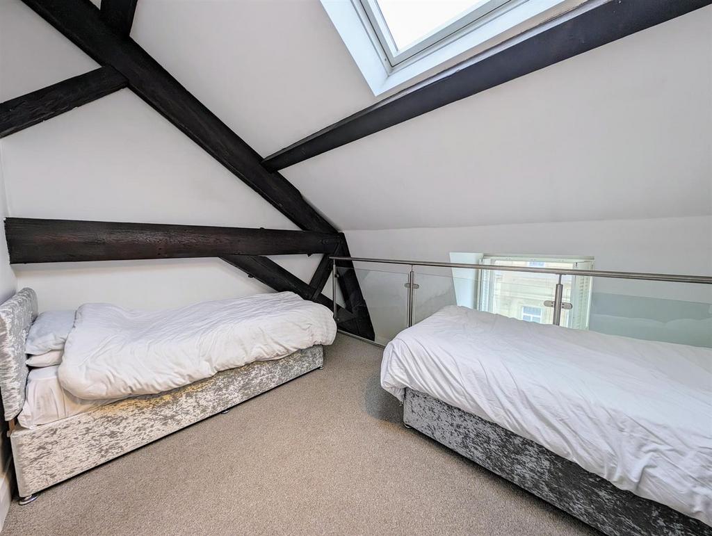 Bedroom 2.jpg