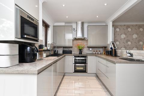 49 Collingwood Way, Shoeburyness, Southend-on-sea, SS3 8BT