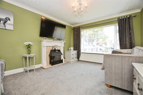 73 Caistor Avenue, Scunthorpe, DN16 3QN