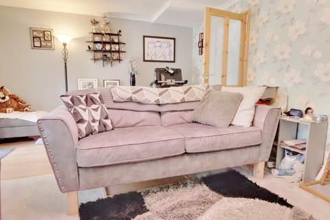 3 bedroom terraced house for sale, Cedar Road, Hythe