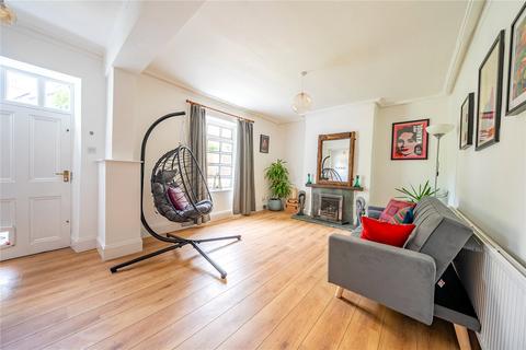 6 Cross Cliff Road, Leeds, LS6 2DR