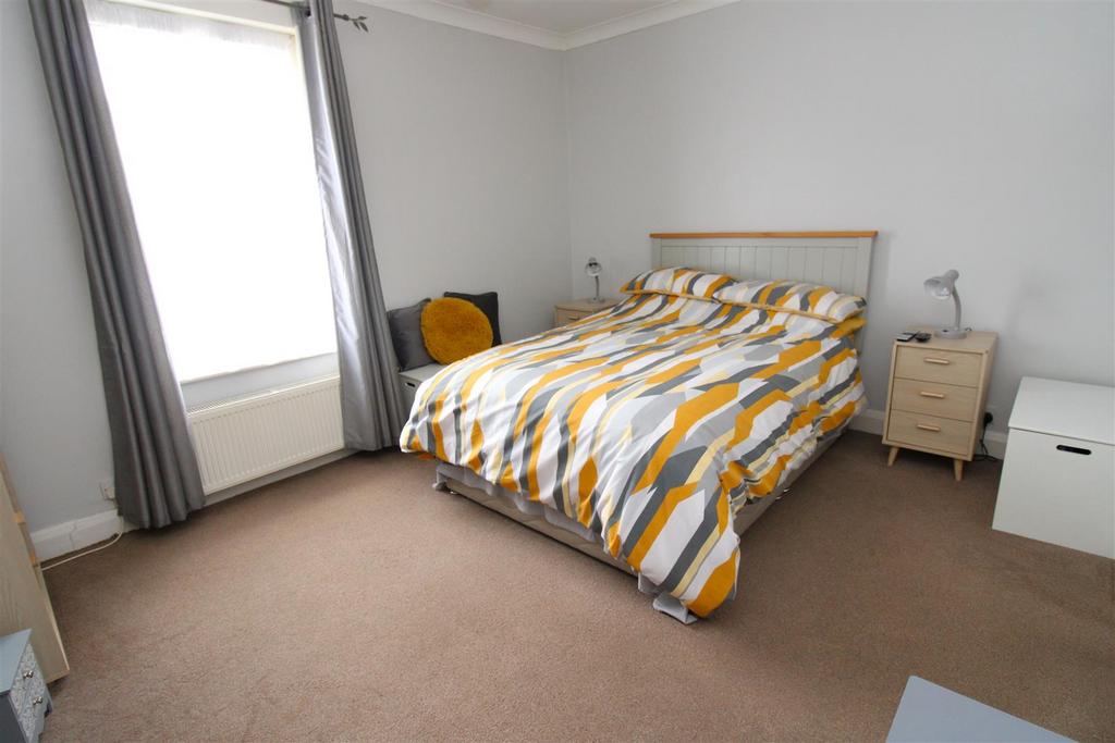 Master bedroom.JPG