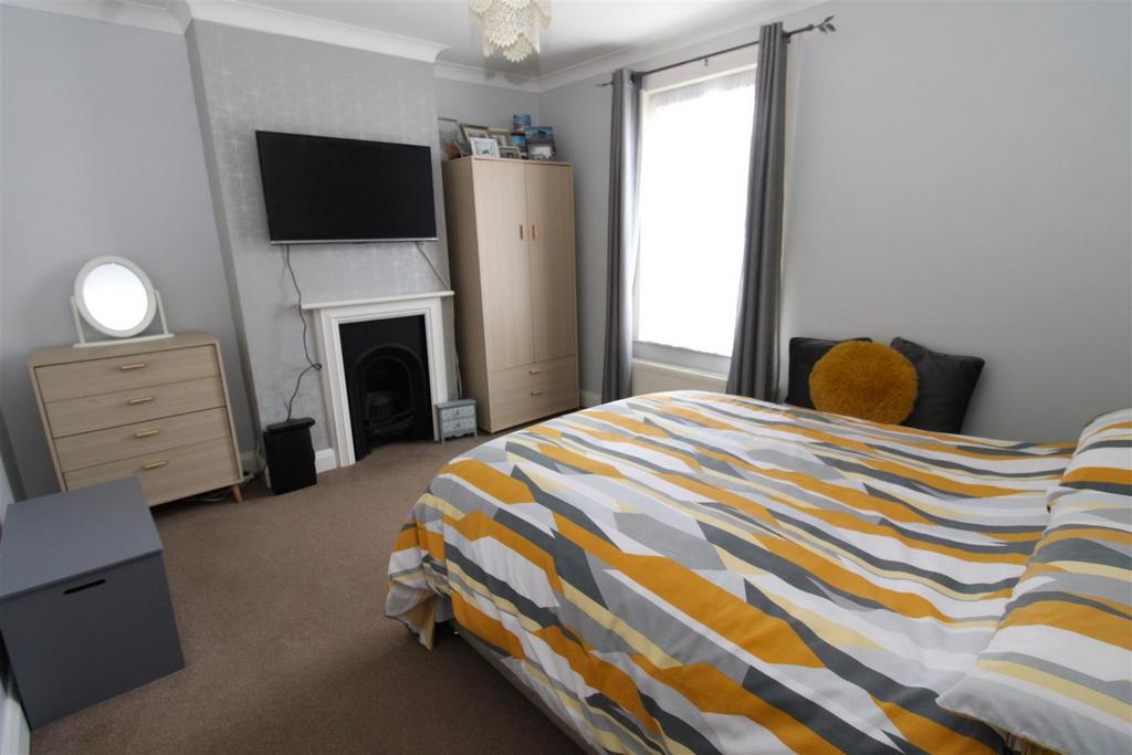 Bedroom.JPG