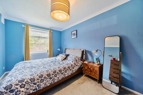 2 bedroom apartment for sale, Ewart Road, London