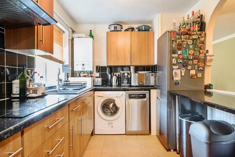 2 bedroom apartment for sale, Ewart Road, London