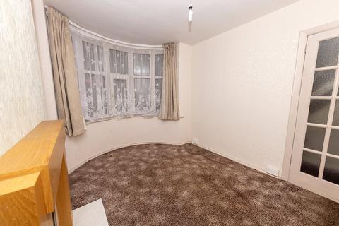 3 bedroom semi-detached house for sale, Bristnall Hall Road, Oldbury, West Midlands, B68