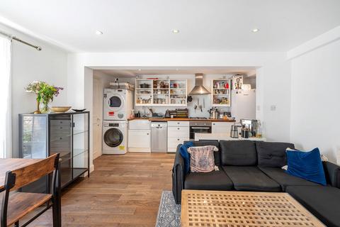 2 bedroom flat to rent, Coldharbour Lane, London SE5