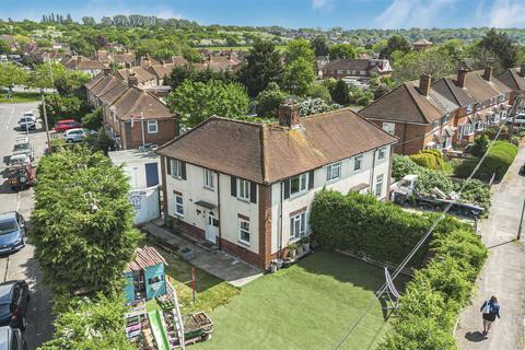 2 Honiton Road, Reading, RG2 7SL