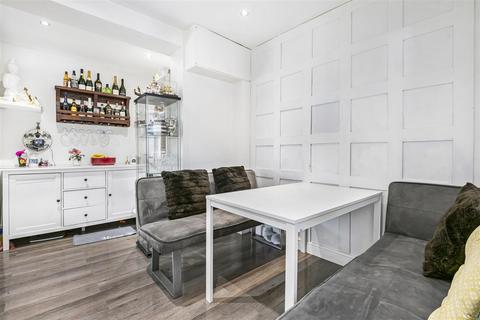 2 Honiton Road, Reading, RG2 7SL
