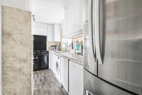 2 Honiton Road, Reading, RG2 7SL