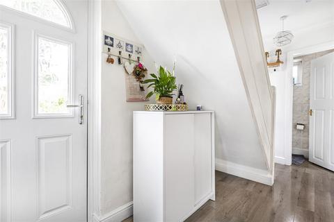 2 Honiton Road, Reading, RG2 7SL