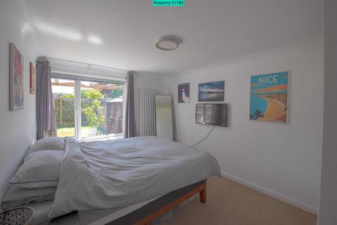 40a Branton Close, Basingstoke, RG22 6UN