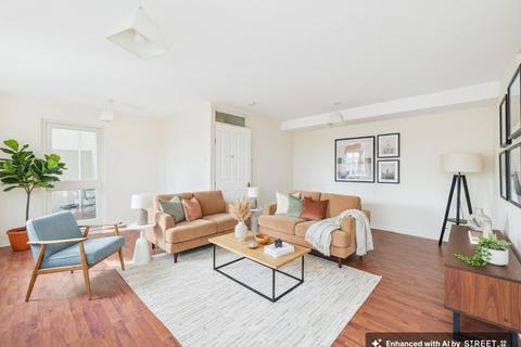 3 bedroom flat for sale, The Dukeries, Gloucester GL1