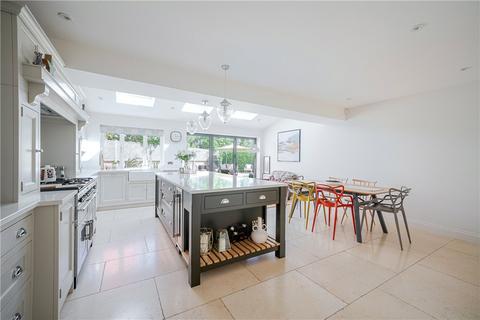 6 Aislabie Garth, Ripon, HG4 2DX