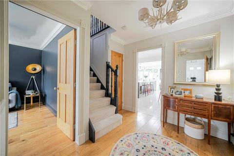 6 Aislabie Garth, Ripon, HG4 2DX