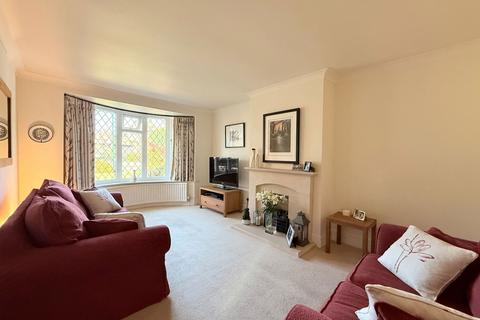 10 Brentford Road, Solihull, B91 1UJ