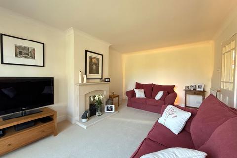 10 Brentford Road, Solihull, B91 1UJ