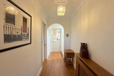 10 Brentford Road, Solihull, B91 1UJ