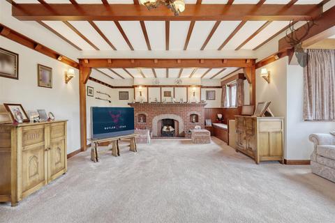 undefined, Courtland Drive, Chigwell IG7