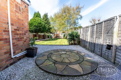 2 bedroom ground floor flat for sale, GFF Naseby Road, Bournemouth, Dorset