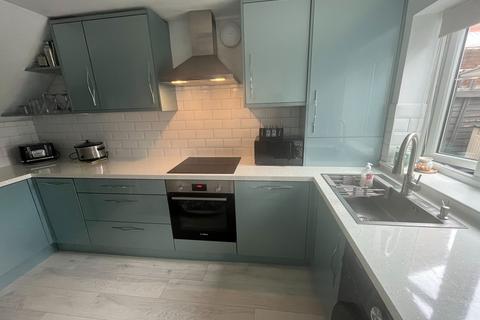 Roundhouse Road, Upper Gornal DY3