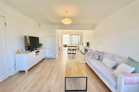 113 Chessington Crescent, Stoke-on-trent, ST4 8DP