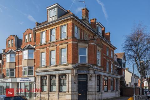 1 bedroom apartment to rent, Station Road, Chingford, E4