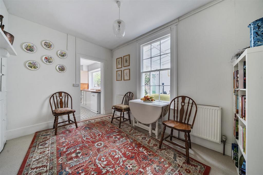 Breakfast room